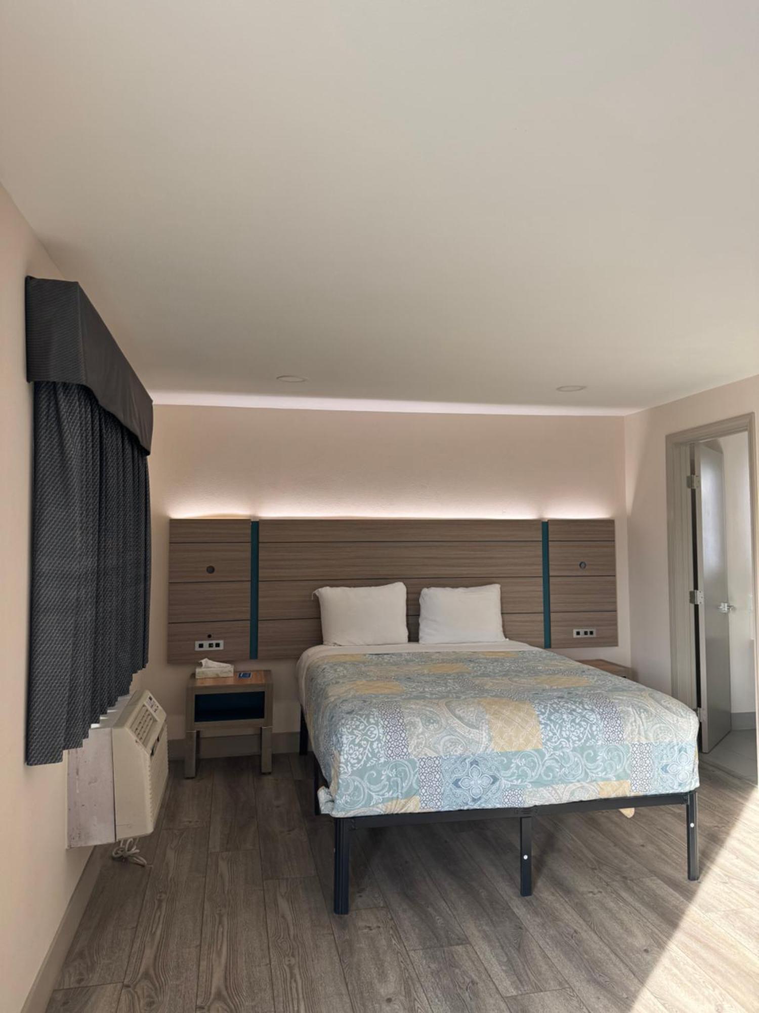 Rodeway Inn Вентура Экстерьер фото