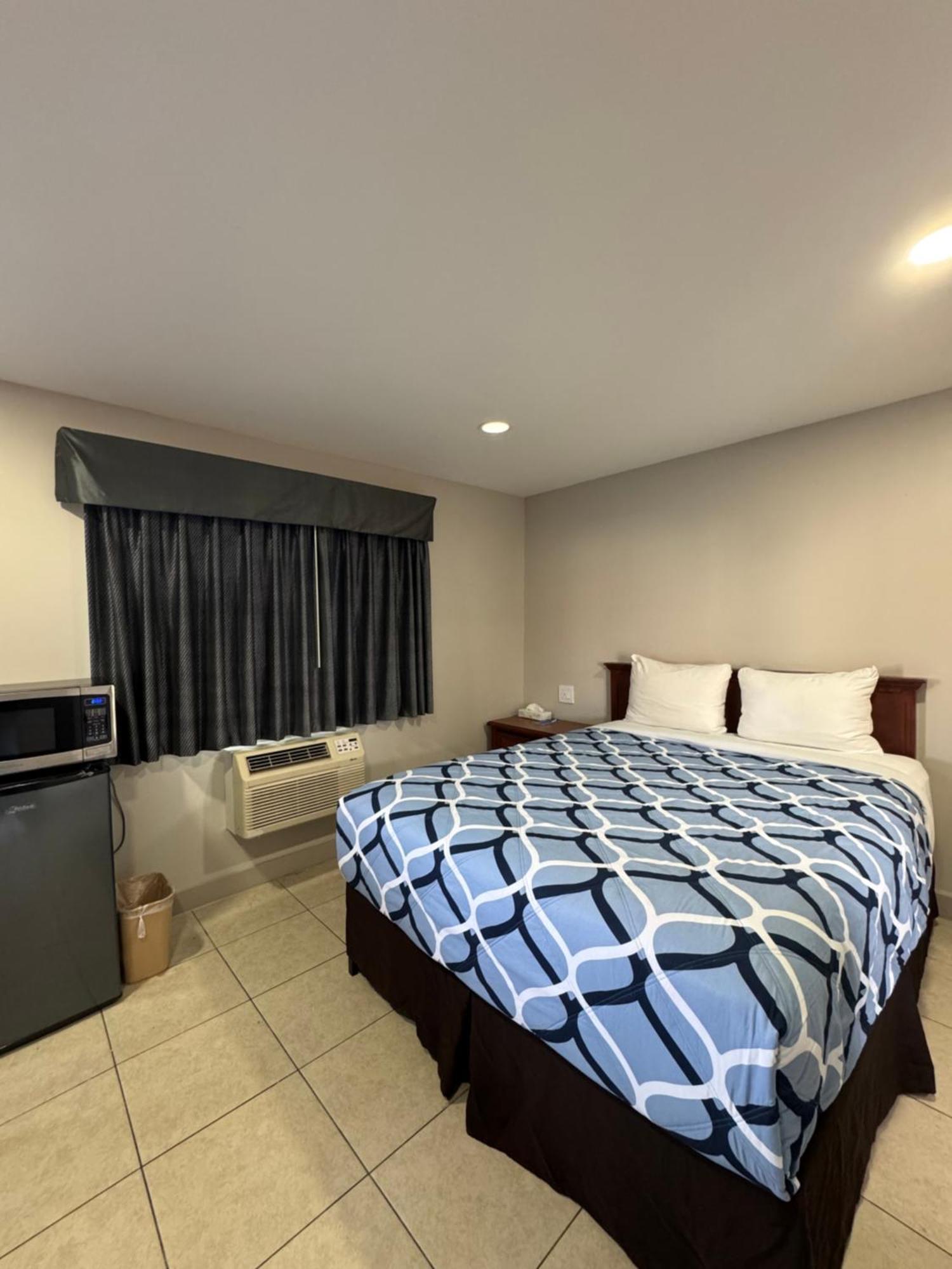 Rodeway Inn Вентура Экстерьер фото