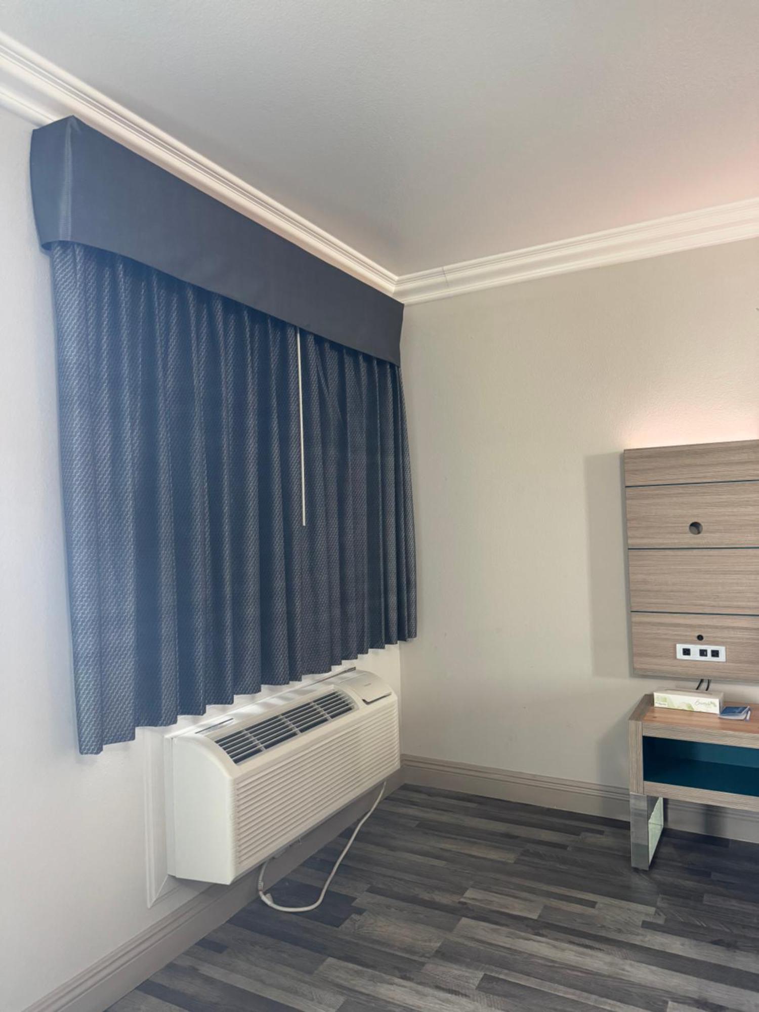 Rodeway Inn Вентура Экстерьер фото
